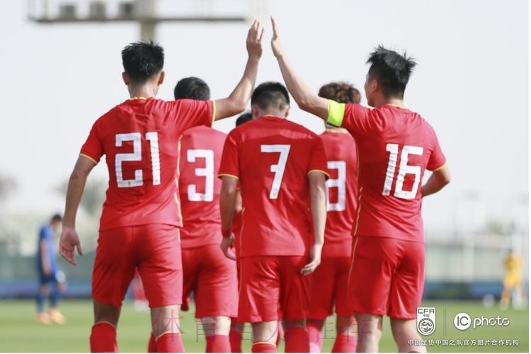 方昊独进四球！“迪拜杯”次轮U-23国足4-2战胜泰国队