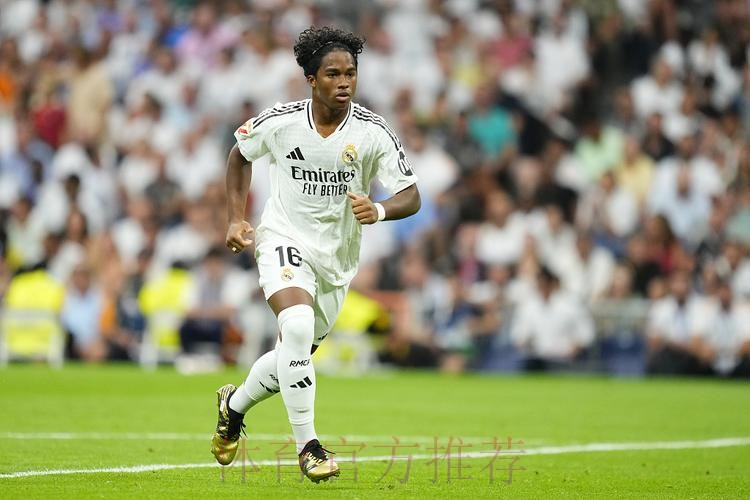 恩德里克提前加入皇马 避免遭遇罗克在巴萨的窘境